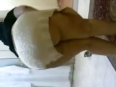 Heiße Milf fickt reife deutsche pornos einen süßen Teenie