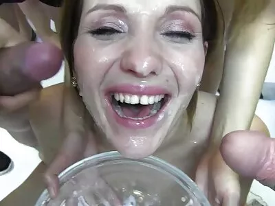 Geile Mutter Tegan reife deutsche frauen gratis James bringt ihrer Stieftochter das Ficken bei