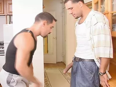 Brünette Mama Angel deutsche reife tube von hinten gebumst