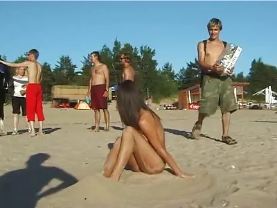 Klitorishämmern vor einer deutsche sexfilme mit reifen frauen dunklen Fleischfüllung