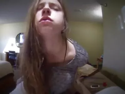 Heiße Sekretärin ist immer bereit zu helfen deutsche sex videos mit reifen frauen